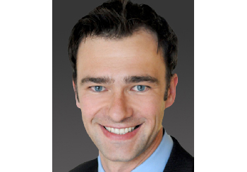 德国施特劳宾金标VBG Return-to-play中心院长、德国膝关节协会膝关节中心主任  Priv.-Doz. Dr. Thore Zantop